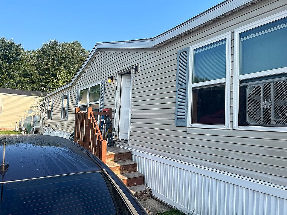1st image of 59181 Dawn St