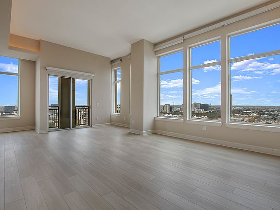 2nd image of 2358 Thomas Ave #2302