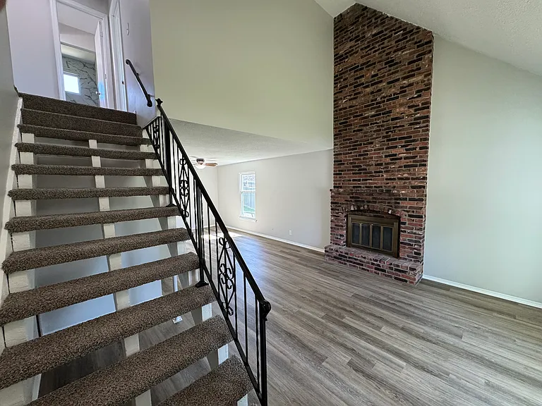 10180 Haskins St #2 — Photo 10