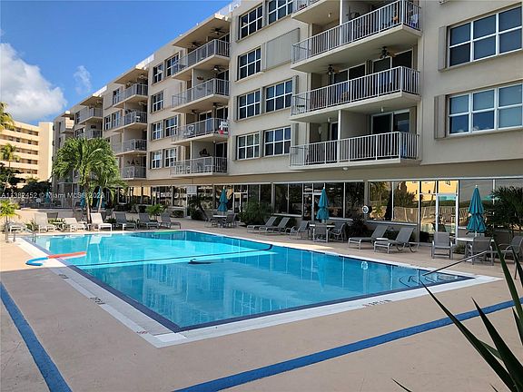 2nd image of 88500 Overseas Hwy APT 226