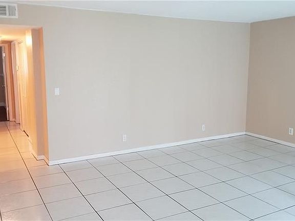 3rd image of 2700 Coral Springs Dr APT 211