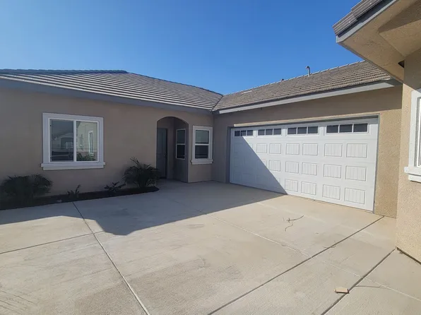 8407 Grandy St, 8407 Grandy St #B, Bakersfield, CA 93314