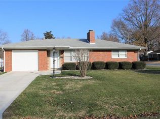 1501 Karin Dr, Swansea, IL 62226