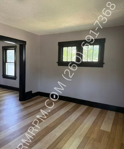 1114 Colerick St — Photo 5