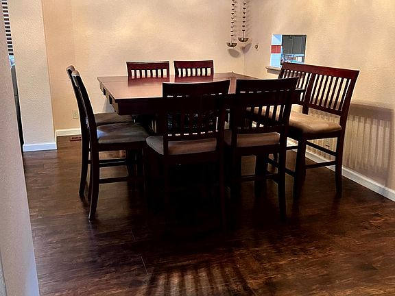 Formal dining room