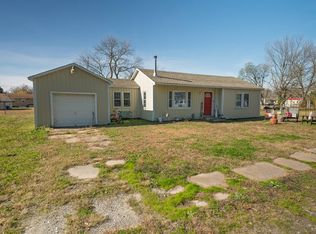 157 S Springfield St, Welch, OK 74369