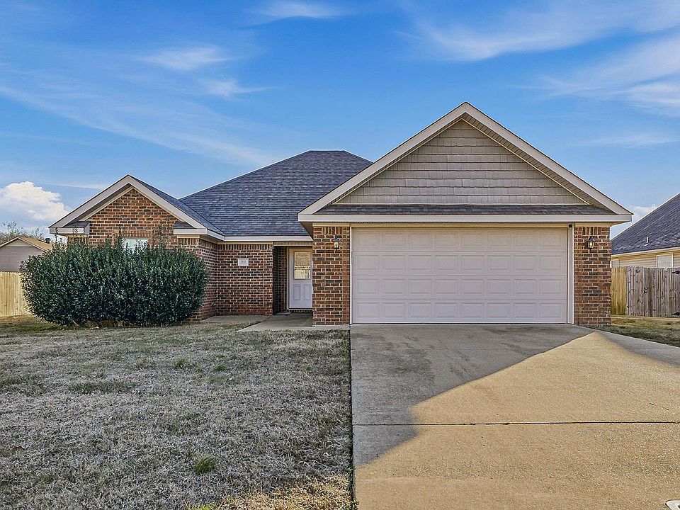 1st image of 1312 Crepe Myrtle Dr