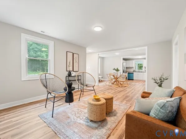 9219 Marion Ave, Jarratt, VA 23867