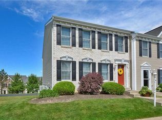 38 Castleview Dr, Mc Kees Rocks, PA 15136