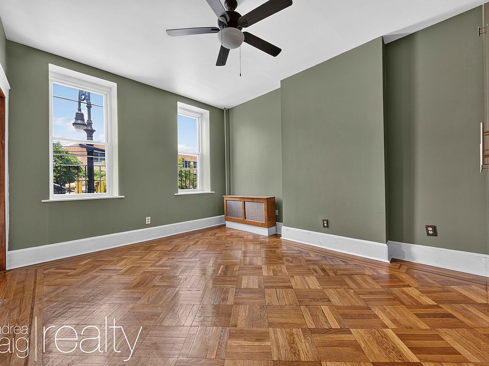 1st image of 353 Smith St #1