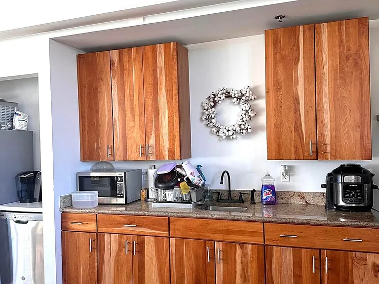 2000 West St #Penthouse 1 — Photo 5