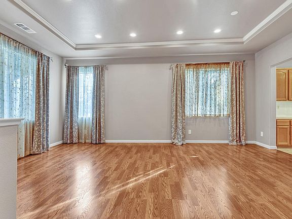 5th image of 2039 Bennington Drive