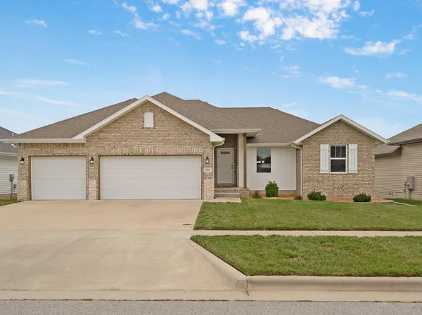 1926 S Lullwood Avenue, Springfield, MO 65802