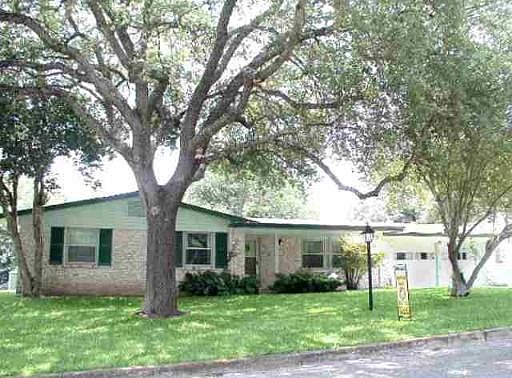 1st image of 234 W DORIS DR
