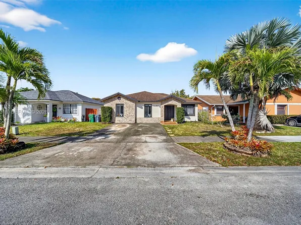 17990 SW 134th Ct, Miami, FL 33177
