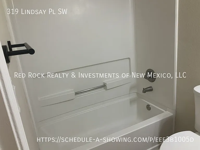 319 Lindsay Pl SW — Photo 18
