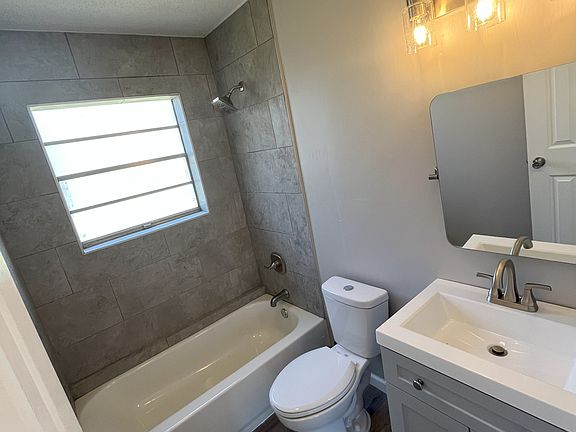 4th image of 1812 S 125th Ave E #1812