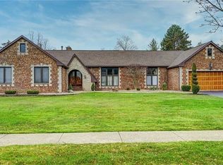 20 Rolling Meadow Ln, East Amherst, NY 14051