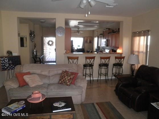 3rd image of 1317 W Via La Noria