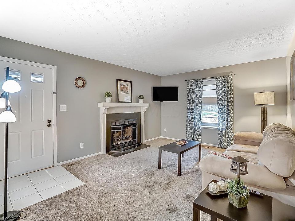 1st image of 340 Meadowside Ct
