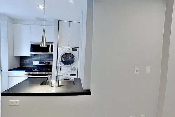 Rented by Centennial Properties NY | media 21