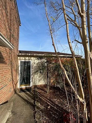Building Photo - 12-105 Dehart Dr