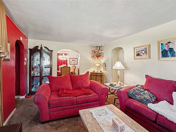 5th image of 1009 2nd St