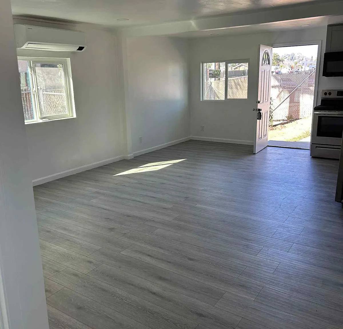 9742 Los Coches Rd — Photo 4