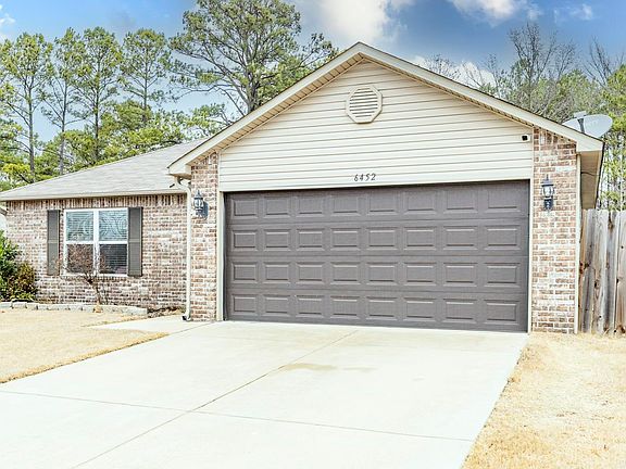 3rd image of 6452 Amalie Dr