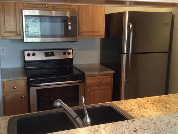 4th image of 1080 Bella Vista Blvd APT 302