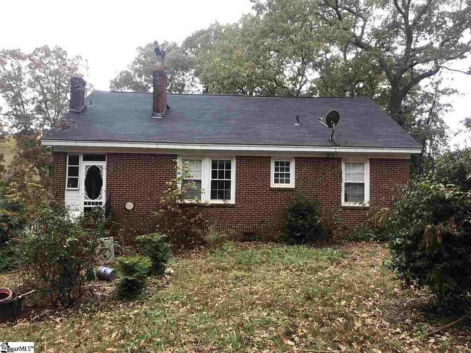 2nd image of 1 Nora Dr