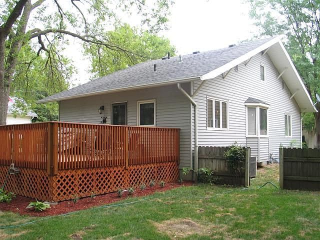 1st image of 2301 S Helen St