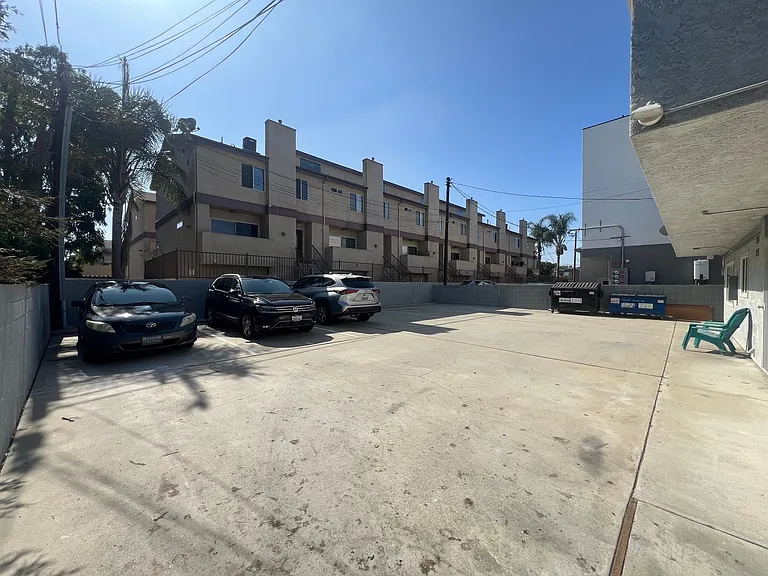 22322 Denker Ave — Photo 12