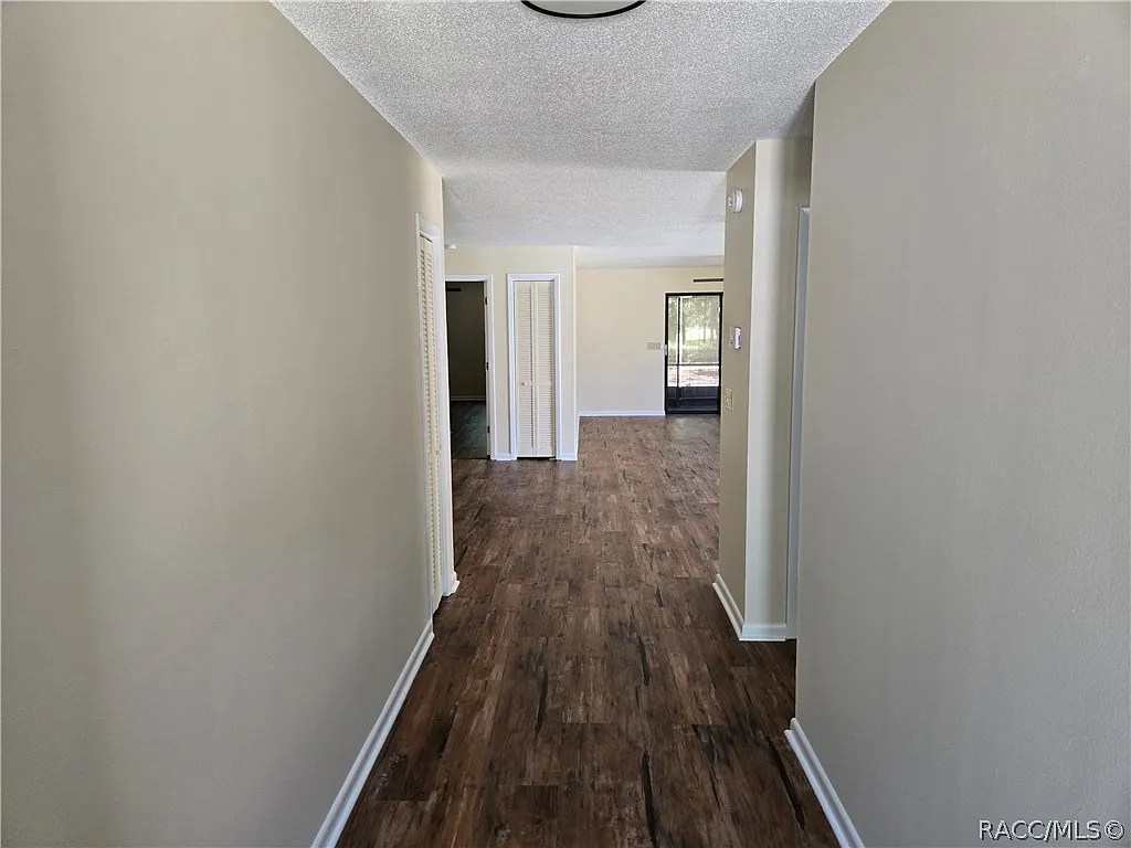 Building Photo - 79 Chinaberry Cir