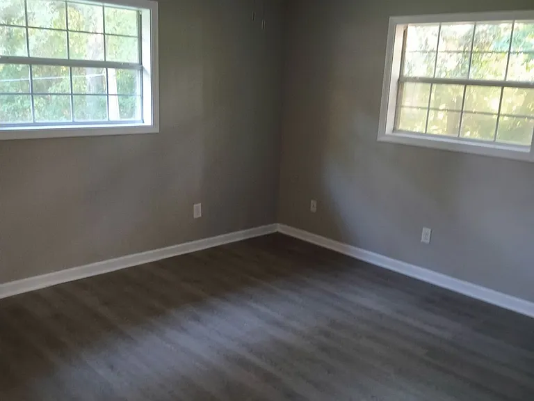 1917 Linda Ave — Photo 18
