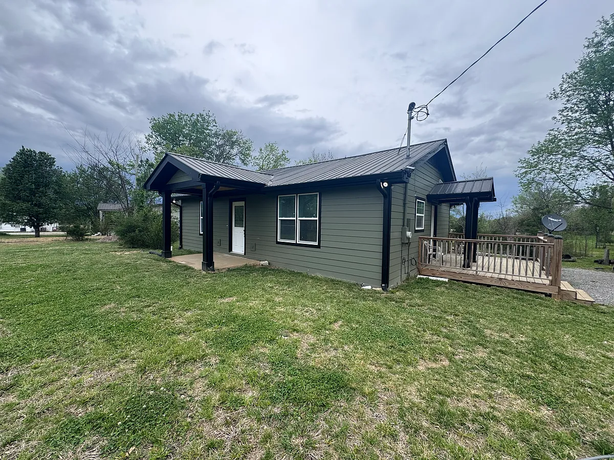 Building Photo - 8907 Bradyville Pike