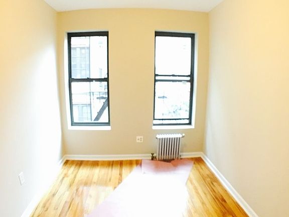 4th image of 210 Putnam Ave APT 11