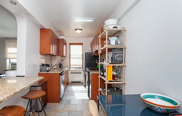 Rented by Emor Management Inc. | media 19