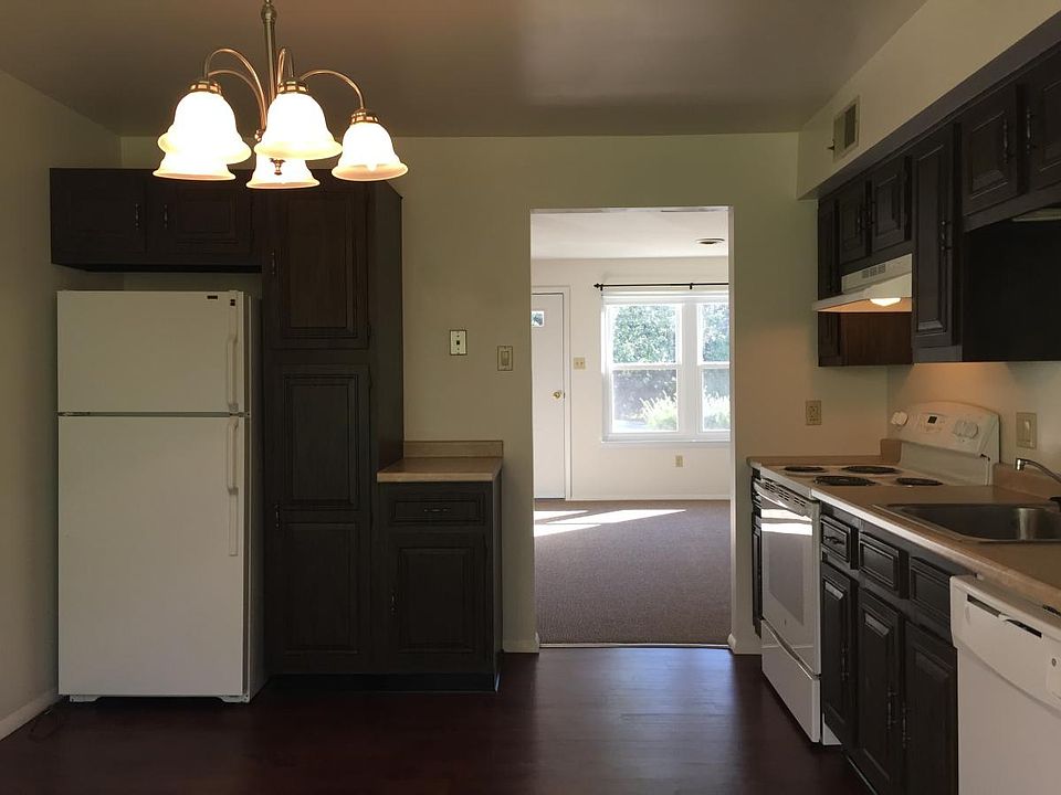 Eat in Kitchen
