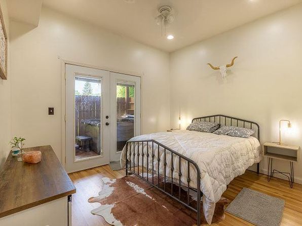 99 Berry Patch Dr, Bryson City, NC 28713