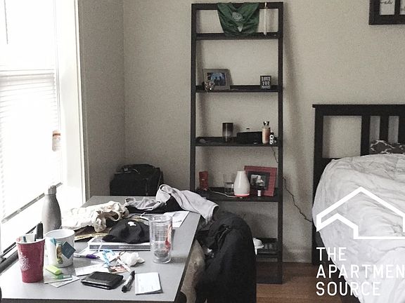 5th image of 917 W Waveland Ave APT 3A