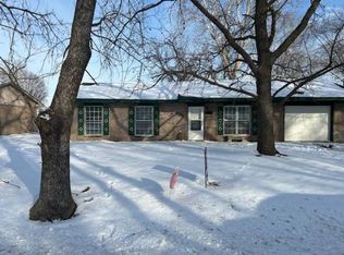 335 N Taylor St, Pryor, OK 74361