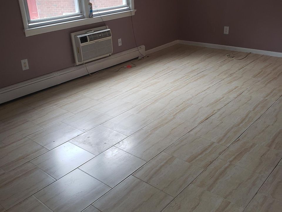 2nd image of 476 Joralemon St APT E2