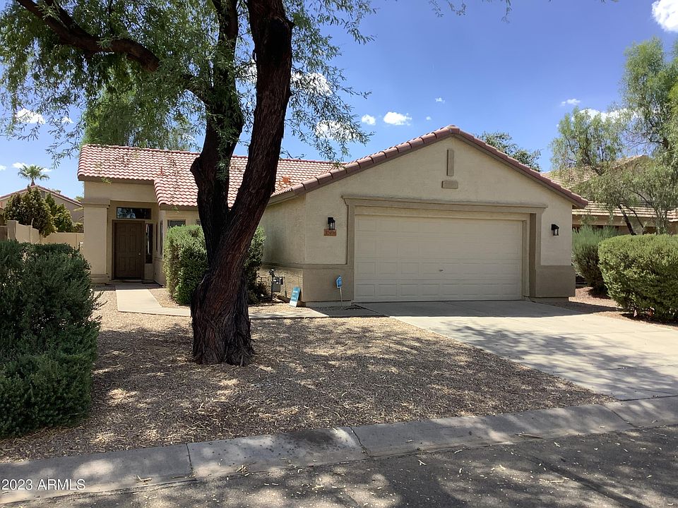 1st image of 30496 N MAPLE CHASE Drive