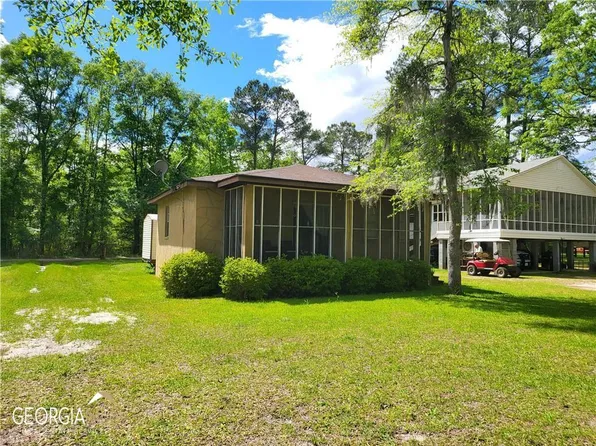 1029 Riverview Rd, Brooklet, GA 30415