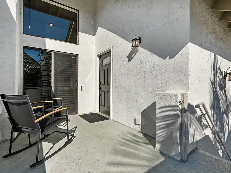 526 Via De La Valle #A — Photo 46