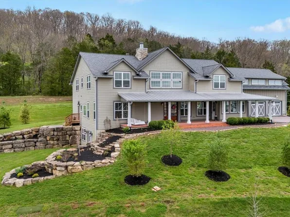 96 High Trails Dr, Eureka, MO 63025