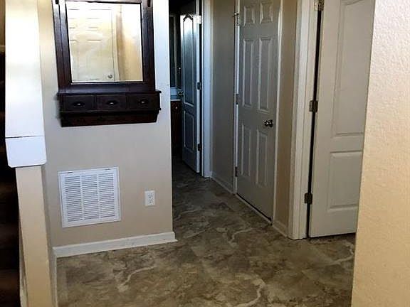 Foyer/Entrance