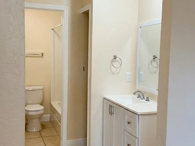 2013 Mary St #TOWNHOUSE — Photo 8