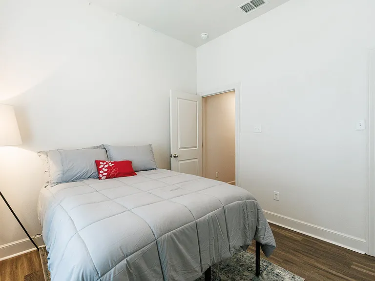 3812 135th St — Photo 26